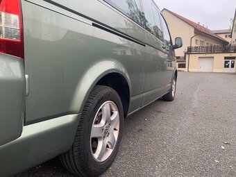 Vw Caravelle 3.2 V6 Long ČR 8 míst - 11