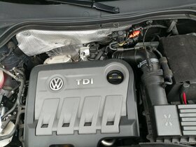 VW Tiguan 2,0 TDI - 4x4 jen 34800km-automat - 11