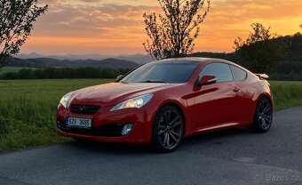 Hyundai Genesis Coupe 3,8  RV 2011 - 11