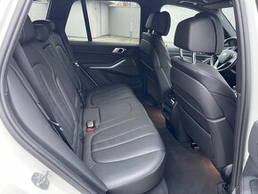 BMW X5 45e r.v. 2021 Panorama HK Kamera 360 - odpočet DPH - 11