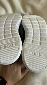 Dívčí botasky Adidas vel. 38 (stélka 23,5 cm) - 11