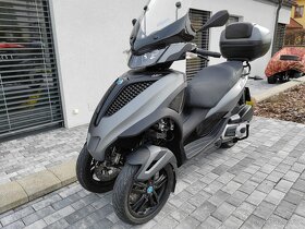 Piaggio Mp3 300 Lt řidičský průkaz B - 11