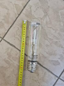 Tovární industriální halogenové osvětlení, lampa, světlo - 11