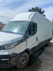 Iveco Daily 35/180 r.v. 2020 najeto 130000 km platné doklady - 11