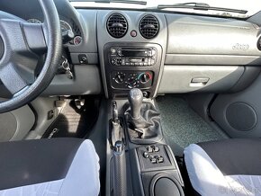 Prodám Jeep Cherokee 2,8 crd tažné zařízení - 11