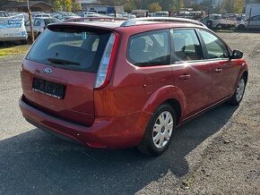 Ford Focus kombi 1.6i 74kw, r.2010, serviska, STK, klima - 11