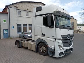 Mercedes Benz Actros 1845 - 11