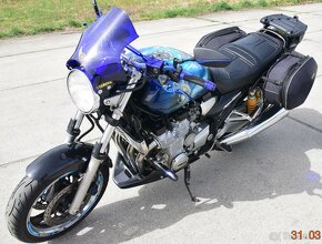 Yamaha XJR 1300 - 11