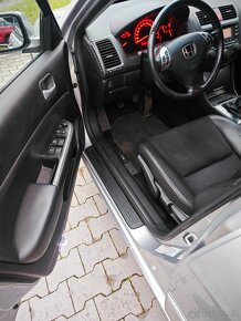 HONDA ACCORD 2.0 i-VTEC 114kW - 11