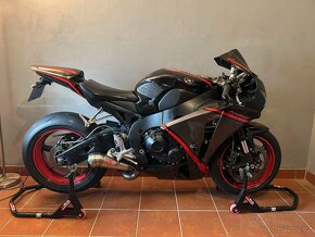 Honda CBR 1000 RR Fireblade - 11