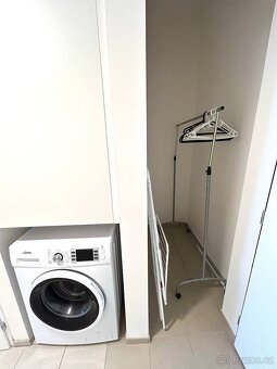 byt 1+kk (loft), 30m2 v ul. Poděbradská, Praha 9 - Vysočany - 11