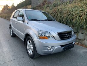 Kia Sorento 2.5 CRDi  4x4  125 kw  Manuál  najeto 173 tis.km - 11