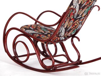 Houpací křeslo Thonet nové čalounění. - 11