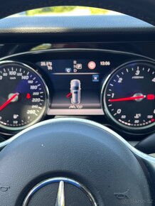 Mercedes E220cdi 4matic, 9/2019, 178tkm - 11