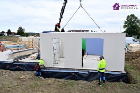 Prodej rodinného domu č.4, užitná plocha 151 m2, pozemek 1 3 - 11