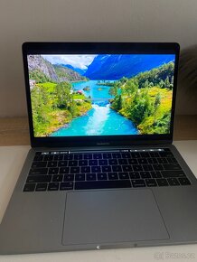 MacBook Pro (13-inch) - touchbar - 11