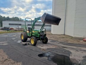 John Deere 955 s čelním nakladačem,  4X4, redukce, servo ří - 11