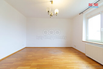 Prodej rodinného domu, 169 m², pozemek 712 m², Beroun - 11