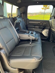 Dodge RAM Limited 2019, 5.7l, LPG, Extra stav - 11