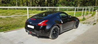 Nissan 370Z 2015 nový model krásné rychlé kupé 333hp málo km - 11