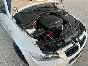 BMW M3 E93 LCI 4.0 V8 309KW DKG CIC XENON R19 WINDSCHOOTT - 11