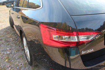 ŠKODA SUPERB 2.0 TDI DSG - 11