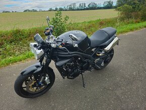 Triumph speed triple 1050 - 11