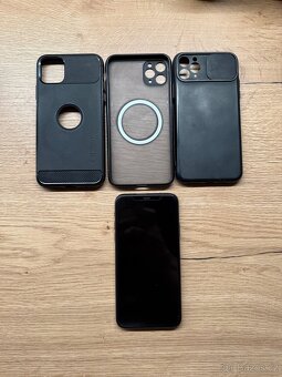 Prodám iPhone 11 Pro Max 512gb Space Gray - 11