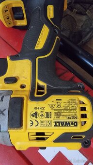 Dewalt aku vrtačka DCD 791 - 11