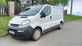 Opel vivaro 1.9dci - 11