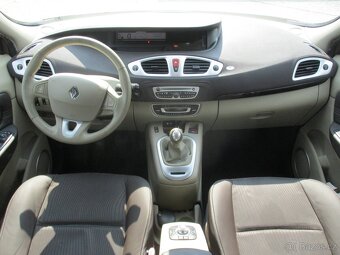 Renault Grand Scenic 1,4TCe 96kw 7míst Panorama GPS - 11