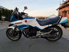 Suzuki GSX 550 ES - 11