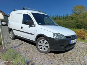 Opel Combo 14 cdi 55kw rok 2008 - 11