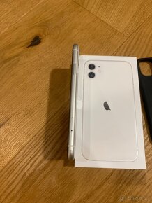 Apple iPhone 11 128GB bílá - 11