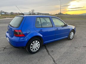 Volkswagen Golf IV 1.9TDI - 11