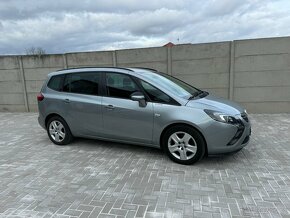 Opel Zafira 1.4 i 103 kw r.v. 2014 Automat. 126 tis. km - 11