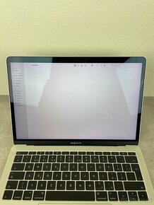 Apple Macbook Pro - 11