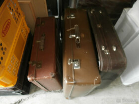 Kufry cestovní, staré, retro, více kusů za 300 kč - 11