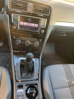 Volkswagen Golf - ALLSTAR EDITION 1,6 TDI - 12