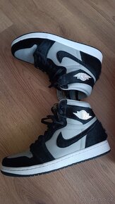 NIKE AIR JORDAN 1 RETRO HIGH OG vel. 42, stélka 27 cm - 12