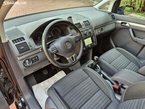 VW Touran 2.0TDI 103kW,7míst,Xenon,Tažné,Kamera,Serviska,201 - 12