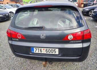 Honda Accord Tourer 2.2i-CDTi Klima nafta manuál 103 kw - 12