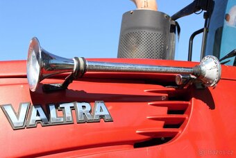 TRAKTOR VALTRA S233 VARIO - 12