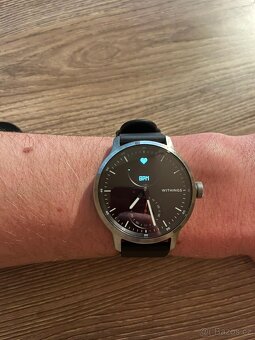 Hodinky Withings ScanWatch 42 mm v černé barvě. - 12