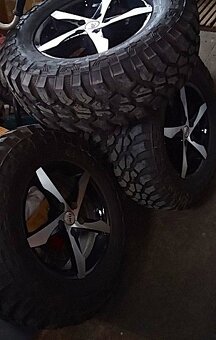 LAND ROVER DISCOVERY 3 nová kola 5x120 800km 4x4 265/70 R17 - 12