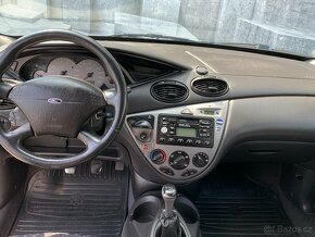 Ford Focus 1.6i, 74KW - 12