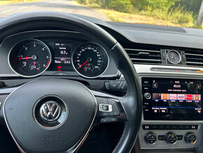 Volkswagen Passat B8 Variant 2,0TDI 2018 TOP STAV - 12