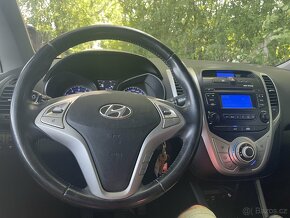 Hyundai ix20 1.4i 66kw facelift 2018 malo najeto 98900 - 12