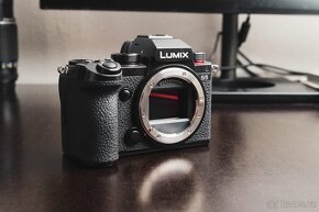 PANASONIC | LUMIX S5 - 12