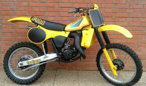 ⚜️Suzuki RM 125 2T ⚜️(1983) ///TOP STAV-PO RENOVACI/// - 12